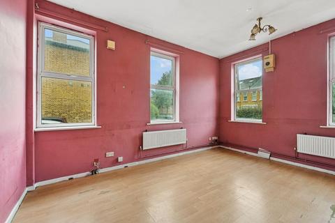2 bedroom flat for sale, Church Hill, Walthamstow, E17