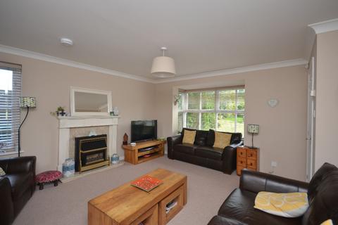 4 bedroom detached house to rent, Montgomery Crescent, Dunblane, Stirling, FK15 9FB