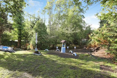 2 bedroom detached house for sale, Turtle Dove Avenue, Turners Hill Park, Turners Hill, Crawley, RH10
