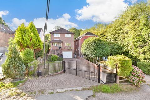 4 bedroom detached house for sale, Chestnut Avenue, Walderslade, Chatham, Kent