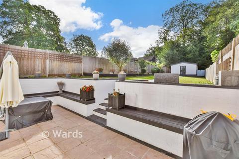 4 bedroom detached house for sale, Chestnut Avenue, Walderslade, Chatham, Kent