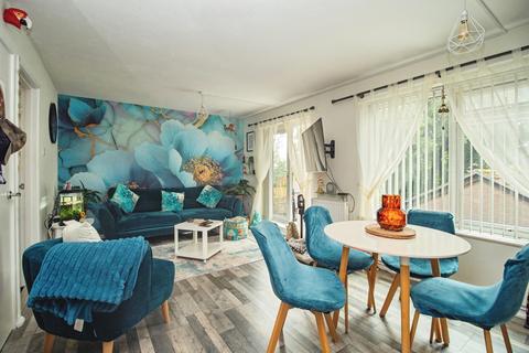 2 bedroom flat for sale, Wyke Road, Weymouth