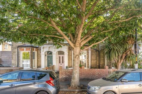 2 bedroom flat for sale, Melbourne Grove, London SE22