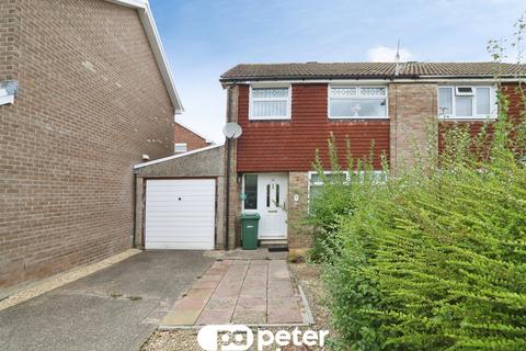 3 bedroom semi-detached house for sale, Penmaen Close, Cefn Hengoed, Hengoed