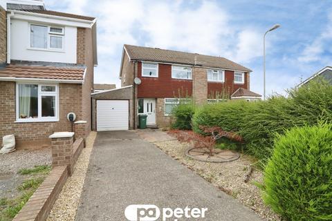 3 bedroom semi-detached house for sale, Penmaen Close, Cefn Hengoed, Hengoed