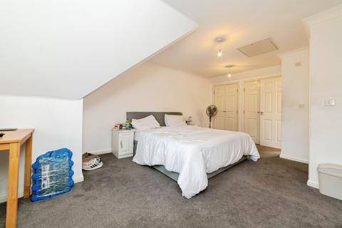 4 bedroom semi-detached house for sale, Bronte Avenue, Fairfield, HITCHIN