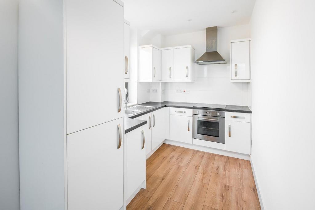Apartment in London - View 4