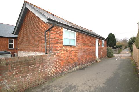 1 bed house for rent in Guildford Road, Canterbury (Room)