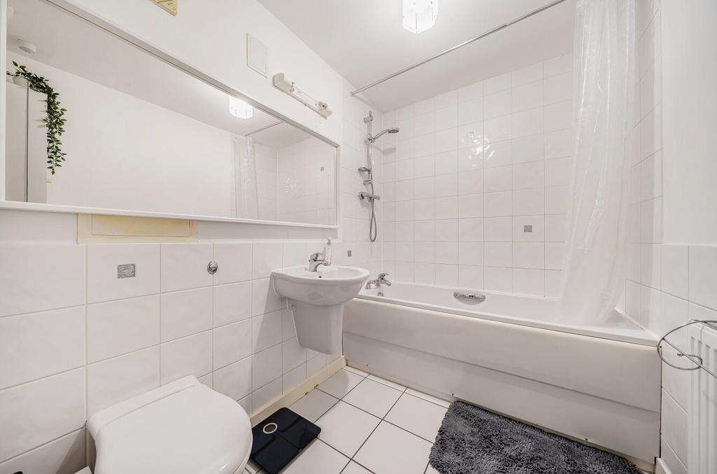 Apartment in Hampshire - More