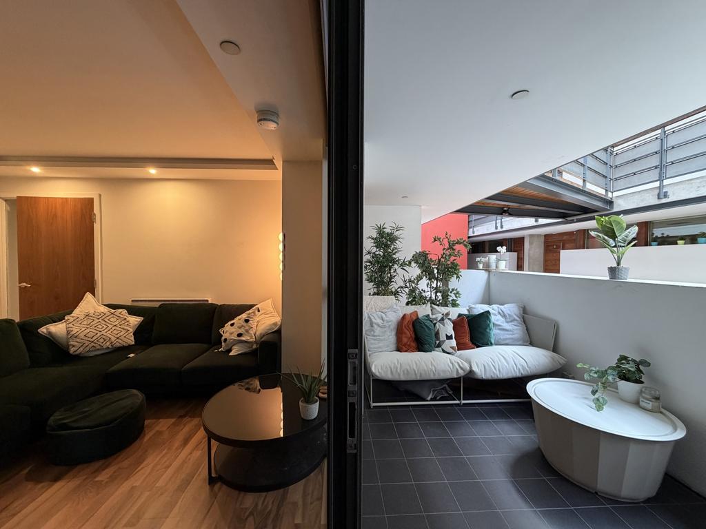 Apartment in Manchester - View 2