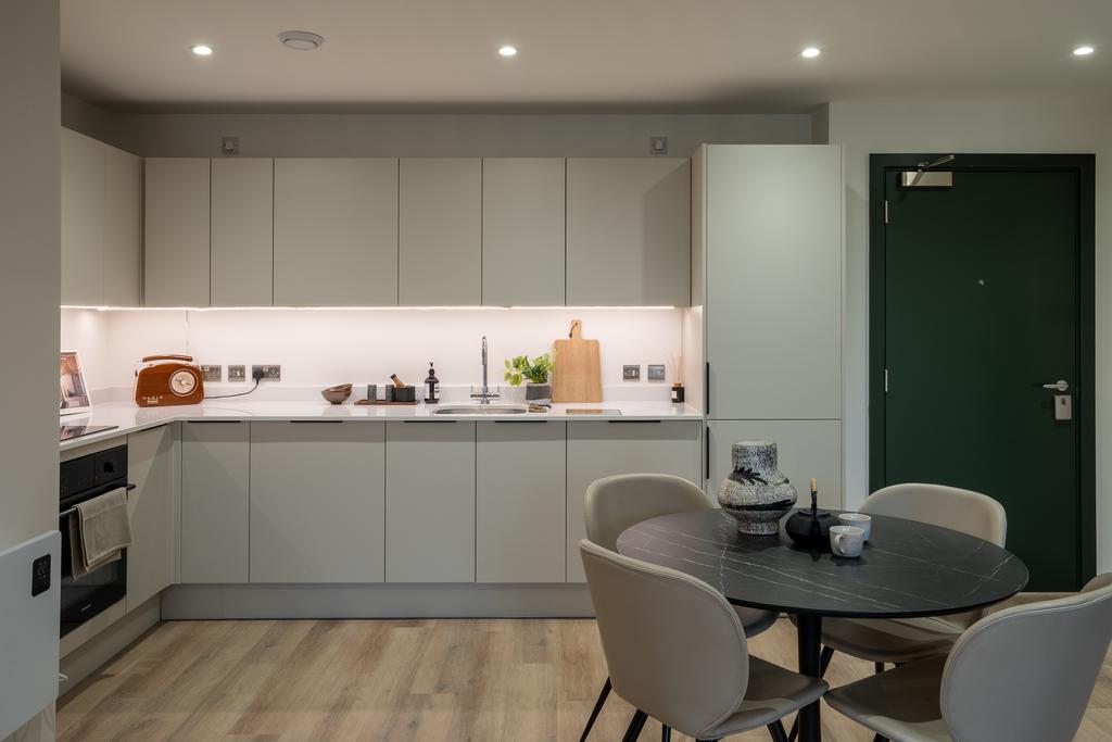 Apartment in Cardiff, Glamorgan, Cardiff - View 3