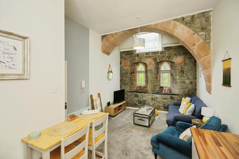 1 bedroom flat for sale, Porthmadog Road, CRICCIETH, Gwynedd, LL52