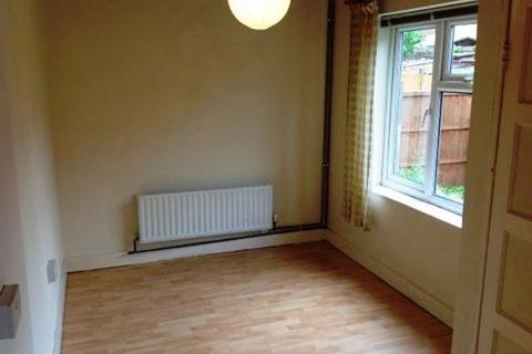 2 bedroom house to rent, Seaton Crescent, Corby