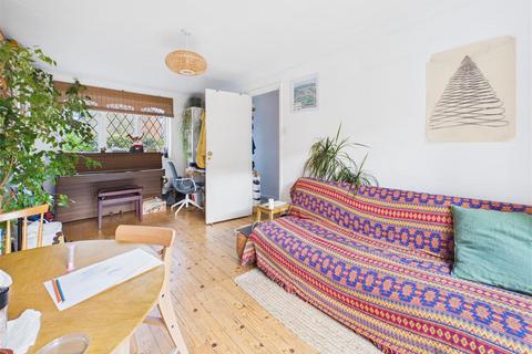 2 bedroom bungalow for sale, Kings Chase, East Molesey