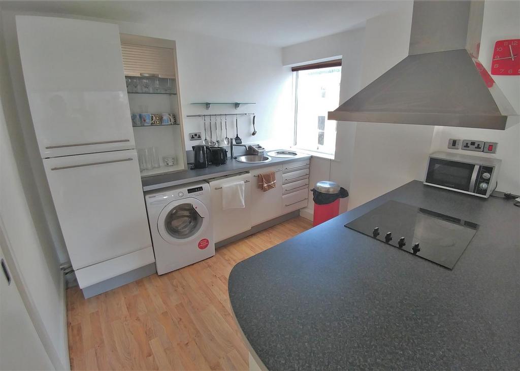 Apartment in Liverpool - View 5