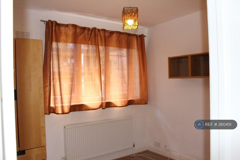 House in London - View 4