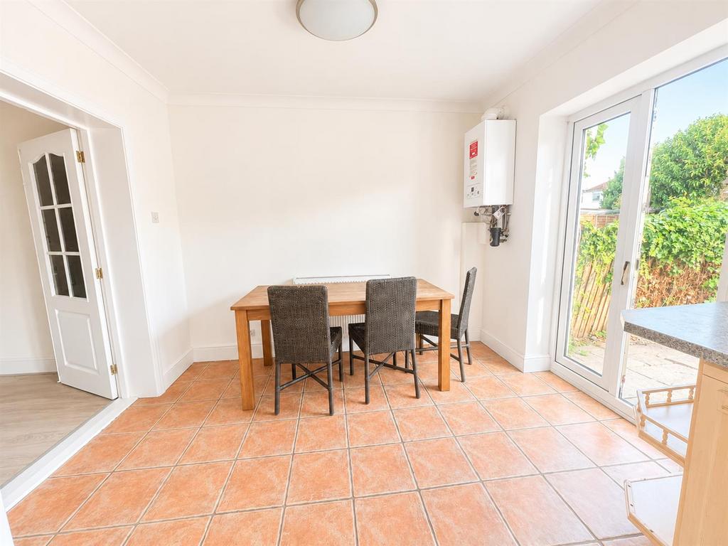 House in Enfield - View 3