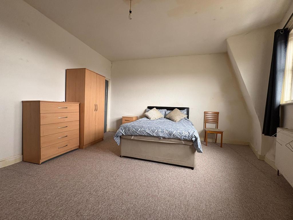 House in London - View 2