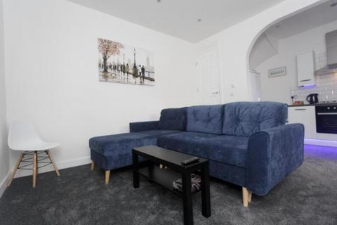 2 bedroom terraced house to rent, Bayswater Place, LEEDS