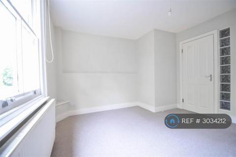 1 bedroom flat to rent, Evering Road, London, E5