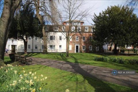 2 bedroom flat to rent, Linen Court, Canterbury, CT1