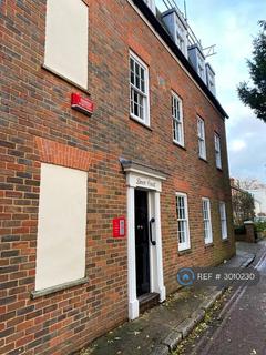 2 bedroom flat to rent, Linen Court, Canterbury, CT1