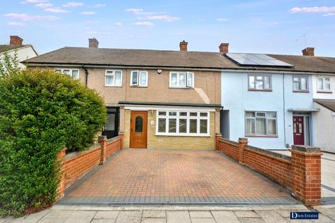 Chatteris Avenue, Harold Hill, Romford, RM3