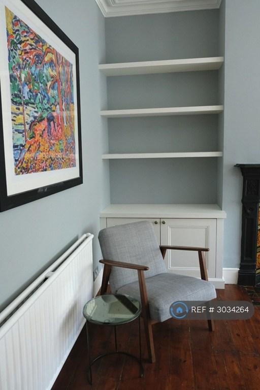 Apartment in London - View 3
