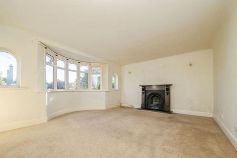2 bedroom detached bungalow for sale, Mountview Road, Clacton-on-Sea CO15