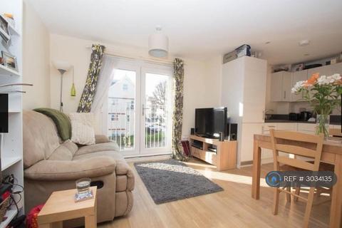 1 bed flat/apartment for rent in St Leonards Road, Eastbourne, BN21