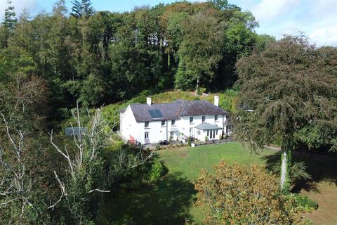 4 bedroom property with land for sale, Cribyn, Lampeter