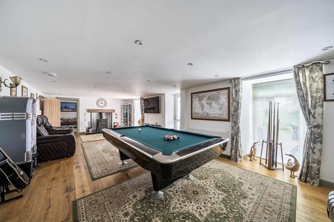 4 bedroom property with land for sale, Cribyn, Lampeter