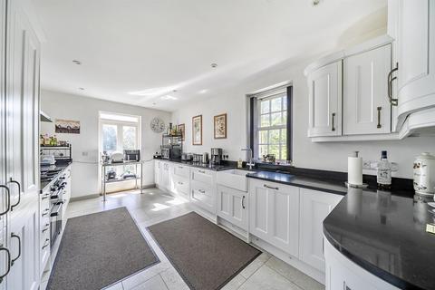 4 bedroom property with land for sale, Cribyn, Lampeter