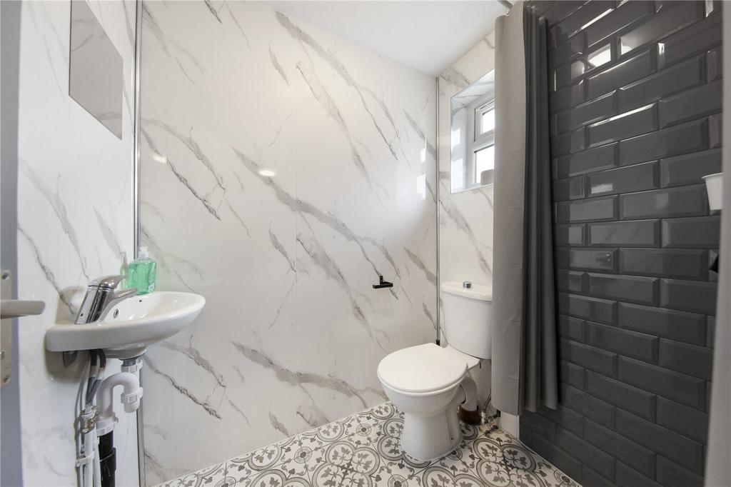 Apartment in London - View 5