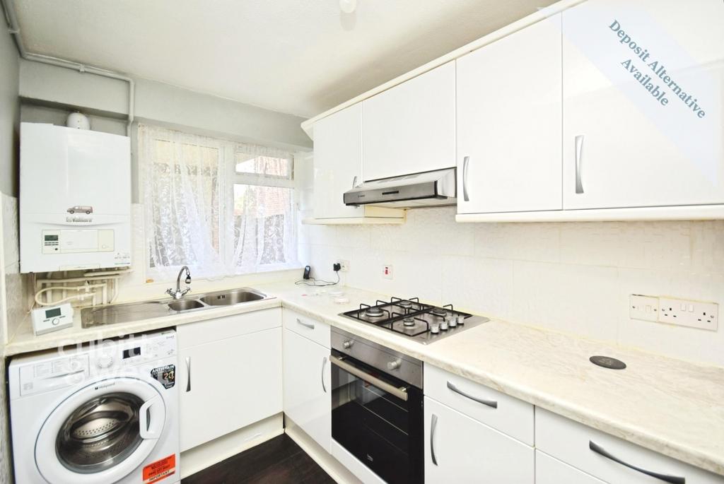 Apartment in Sutton - View 3