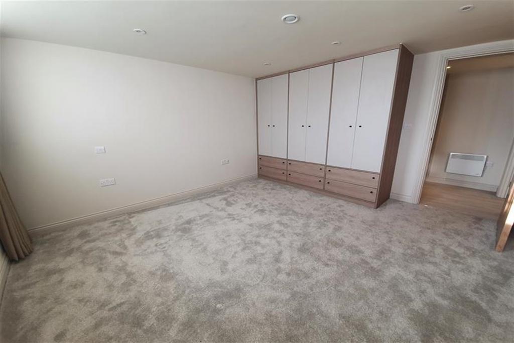 Apartment in Leeds - More