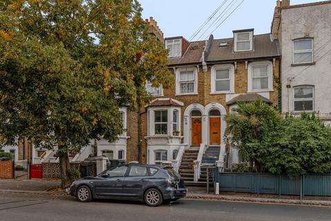 2 bedroom flat for sale, Kent House Road, Sydenham
