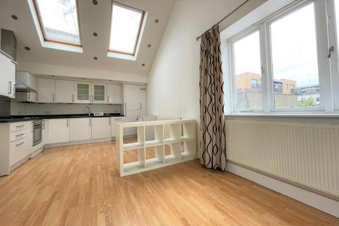 2 bedroom flat to rent, West Street, Bristol BS2