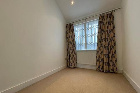 2 bedroom flat to rent, West Street, Bristol BS2