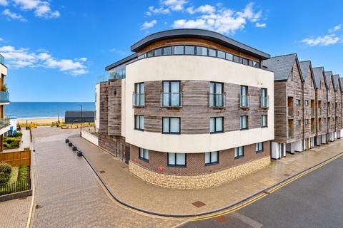 2 bedroom flat for sale, Range Road, Hythe