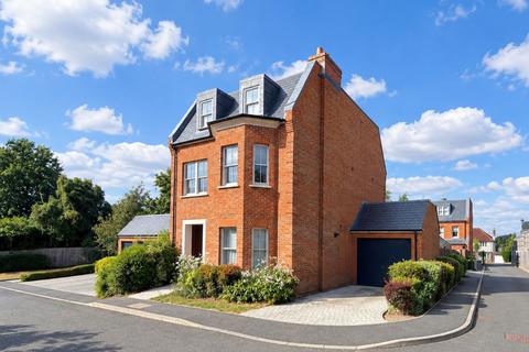 Stableford Close, South Croydon, CR2