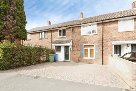 3 bedroom terraced house to rent, Bracknell RG12