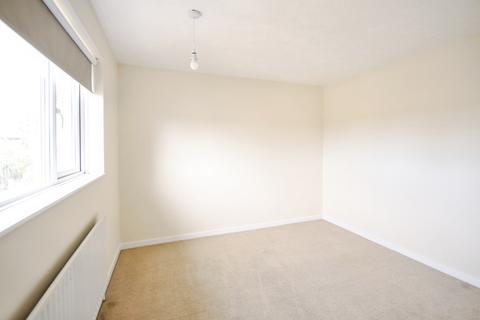 3 bedroom terraced house to rent, Bracknell RG12
