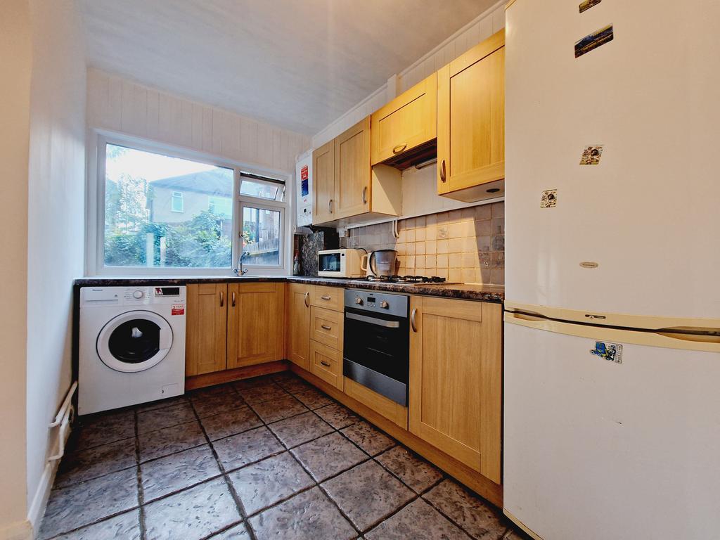 House in London - View 5