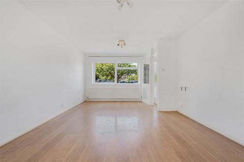 3 bedroom terraced house for sale, Bishops Road, Trumpington CB2