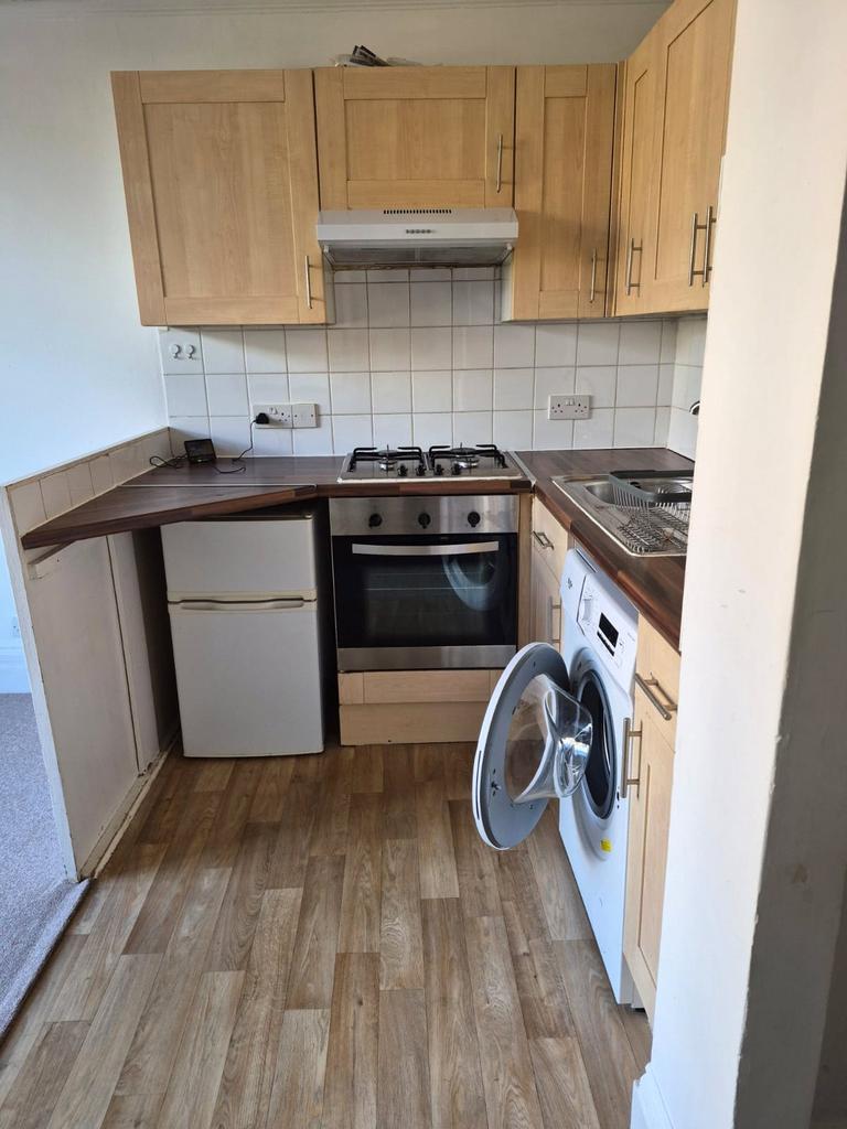 Apartment in London - View 5