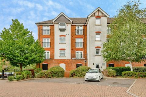 2 bedroom flat for sale, Woodfield Road, Crawley