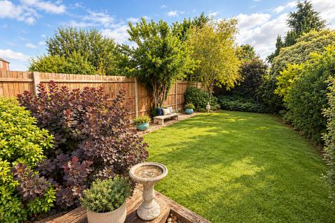 2 bedroom semi-detached bungalow for sale, Lodge Crescent, Orpington, BR6