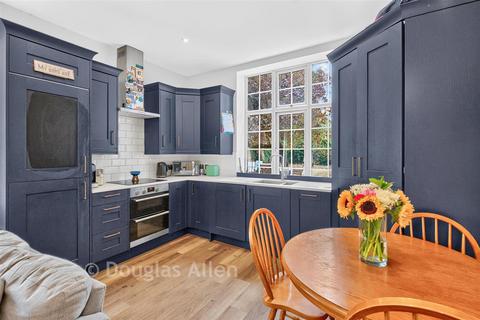 1 bedroom ground floor flat for sale, Astra Close, Hornchurch, Essex