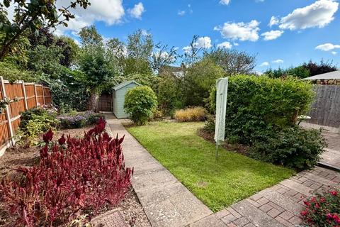 3 bedroom semi-detached house for sale, Hampton Dene Road, Hereford